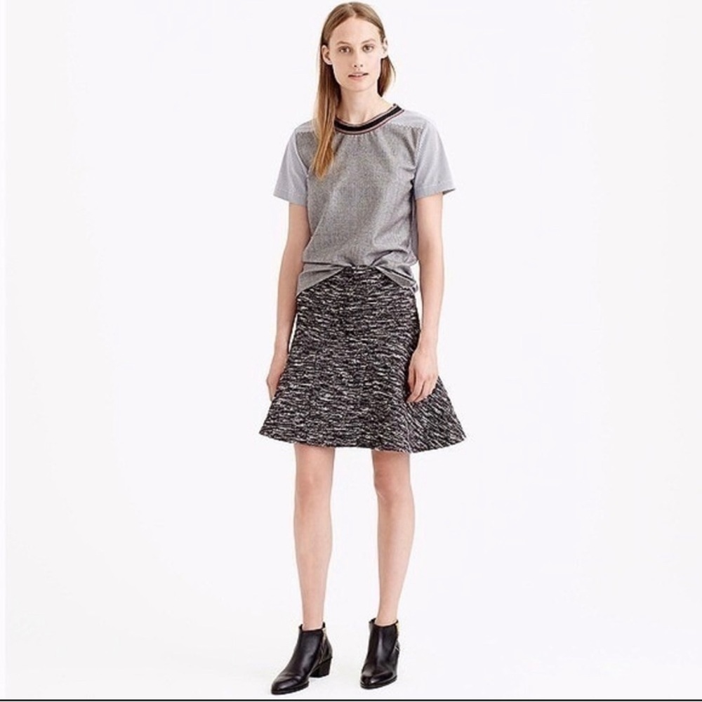J. Crew Back, White, and Grey Textured Bouclé Tweed Mini Skirt Size 10